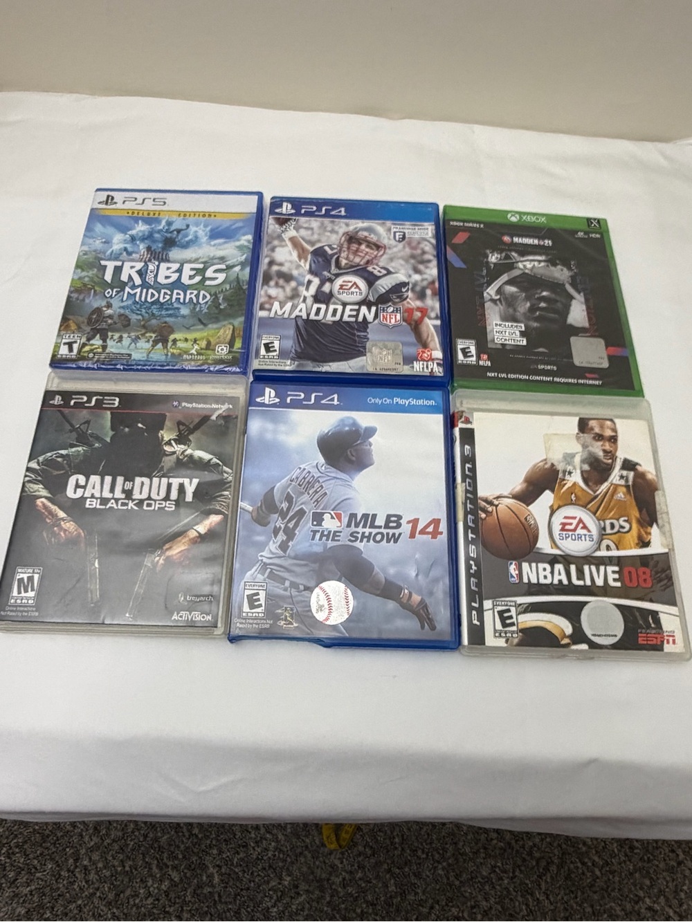Lot of 6 PlayStation 3,4,5 Games & Xbox